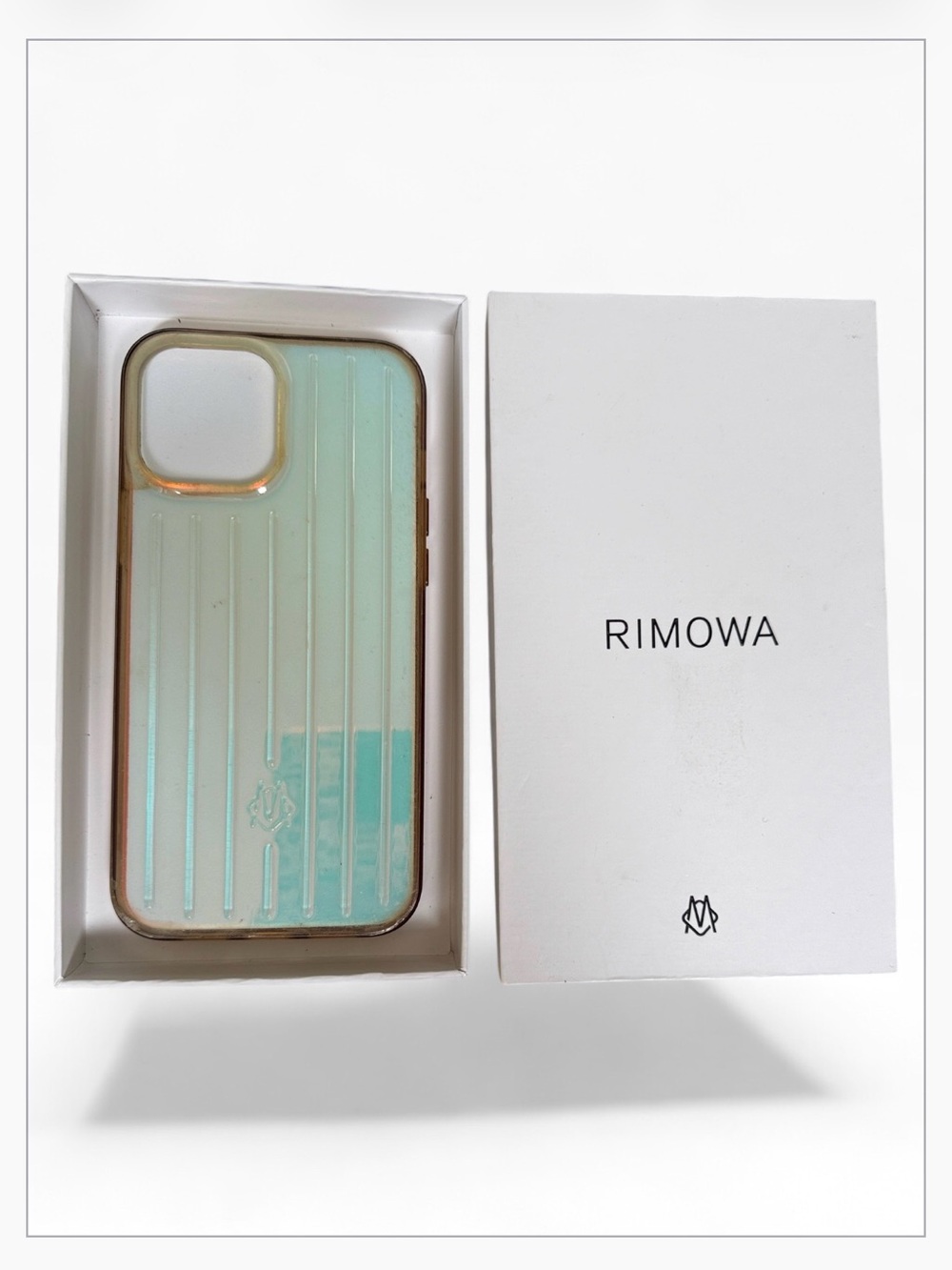 RIMOWA luggage exclusive iPhone 15 Pro Max case with box